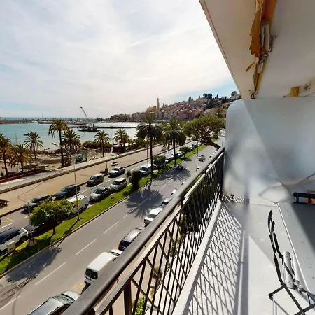 Apartment Superbe 3p Moderne Face Mer Avec Grande Terrasse, Clim, Proche Plage Et Commerces - Fr-1-196-254